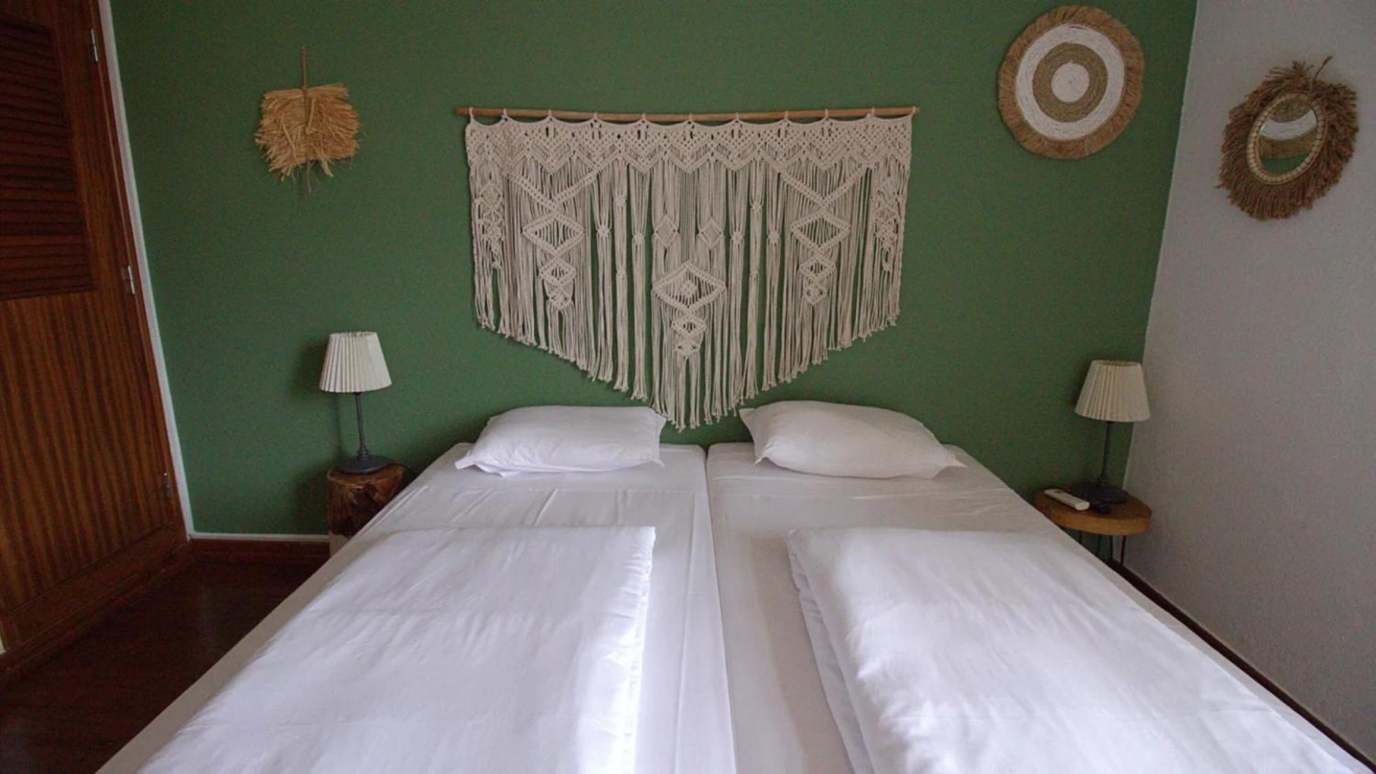 Wot Sintra Sarrazola Hotel Colares Exterior photo