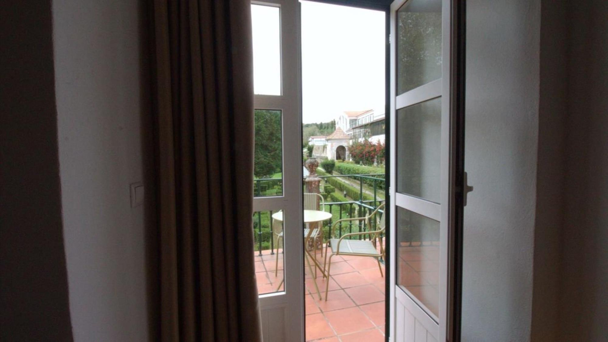 Wot Sintra Sarrazola Hotel Colares Exterior photo